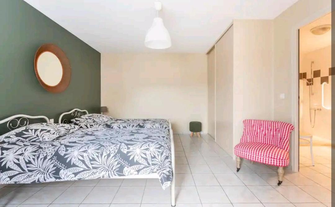 Studio Ferme De Bonavis Bed & Breakfast Banteux Bagian luar foto